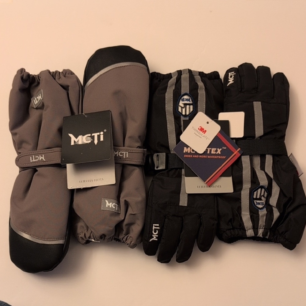 NWT MCTI 2 Pairs Kids Winter Snow Gloves Waterproof Insulated Mitten - XXS/XS